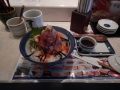 Se nourrir - tartare combo, restaurant proche du marché Tsukiji à Tokyo (/extra)