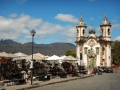 Marché artisanal et Eglise Nuestra Senora da Conceicao