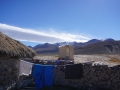 Sajama - Source chaude et toilettes au loin