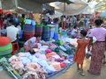 Marché lors du festival à Ananda temple