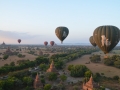 Dans les airs