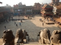 Bhaktapur - Durbar Square, la ville s'anime au petit matin