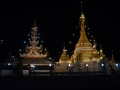 Mae Hong Son - Temple de nuit
