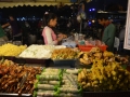 Dîner au marché de nuit
