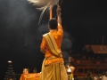 Un brahmane en pleine cérémonie