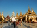 Yangon - Shwedagon pagoda, vue globale sur la plus grande pagode du pays